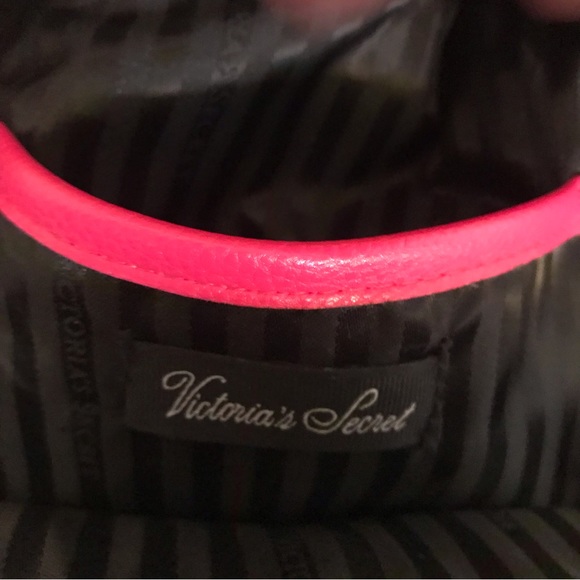 NWOT Victoria Secret bright pink-Fuchsia backpack - Picture 11 of 12